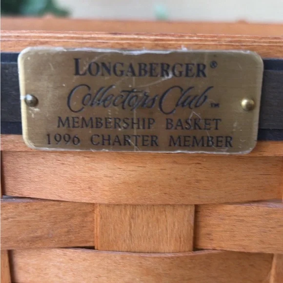 1996 Longaberger Brown and Black Woven Basket - Picture 3 of 10